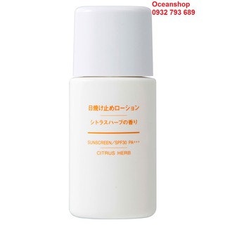 Kem chống nắng vật lý Muji SPF30 PA+++ 30ml (Bill mua ảnh bên cạnh)