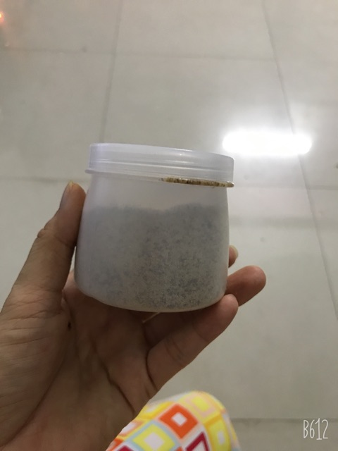 Muối tiêu lốp hủ 100gr giá 12k