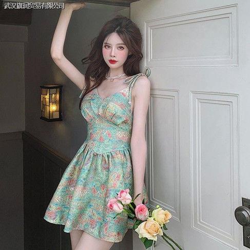 ♂❁Đầm Hai Dây Họa Tiết Tranh Sơn Dầu Họa Tiết Hoa Phong Cách Retro