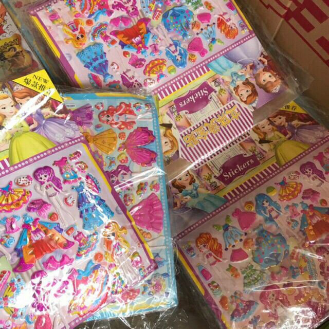 Sỉ 10 tờ dán nổi thời trang công chúa to bằng nhựa nhiều chi tiết ( kèm tranh cát tô màu )