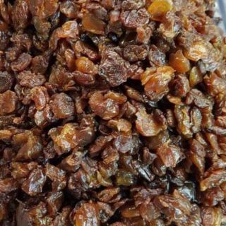 Tách lẻ 100g nhãn nhục. Date luôn mới.