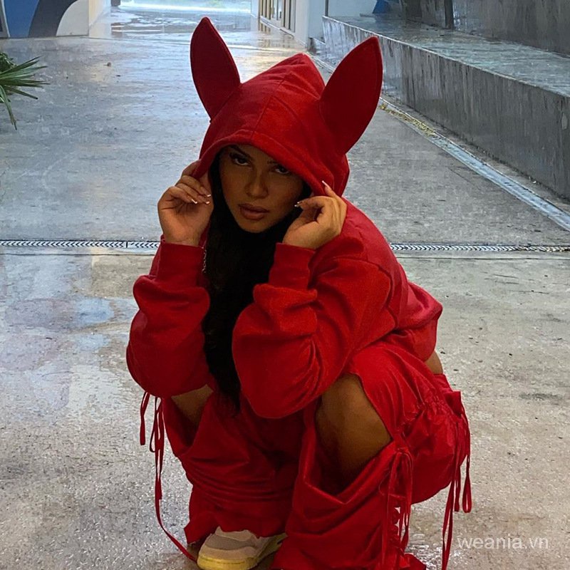 Áo hoodie tay dài phối túi hoạ tiết tai thỏ thiết kế năng động cá tính cho nữ