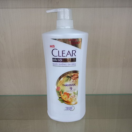 Dầu gội trị gàu Clear Botanique 9 thảo dược quý 900g