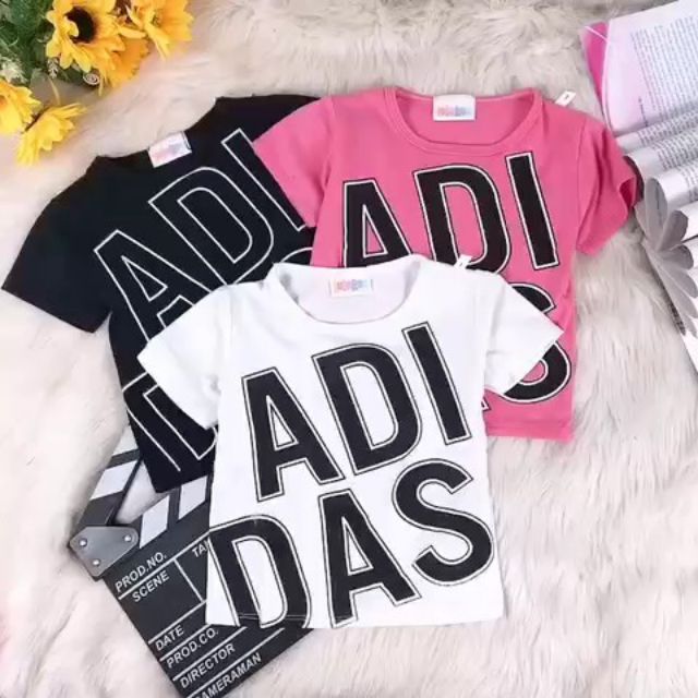 Áo phông adidas. 35