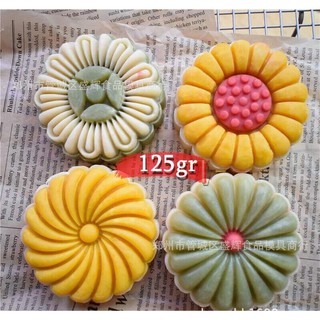 Khuôn Trung thu hoa 3D 4 mặt 125g