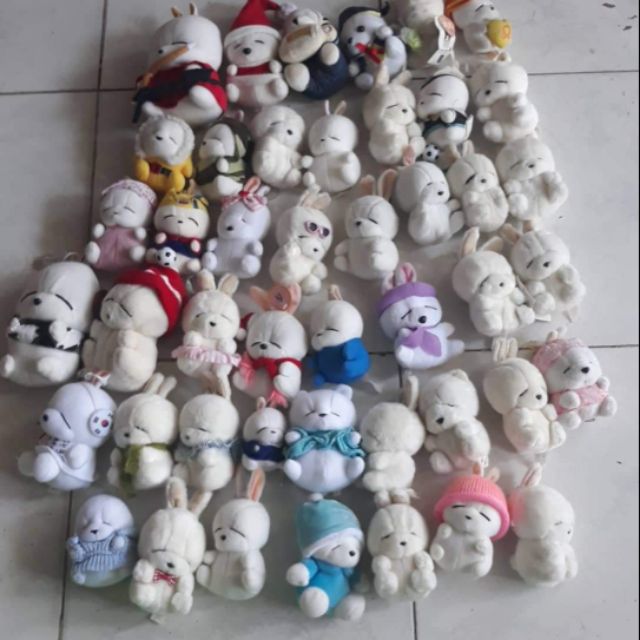 Gấu bông mắt hí