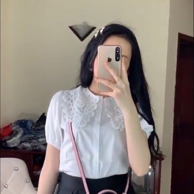 Sơ mi cổ ren