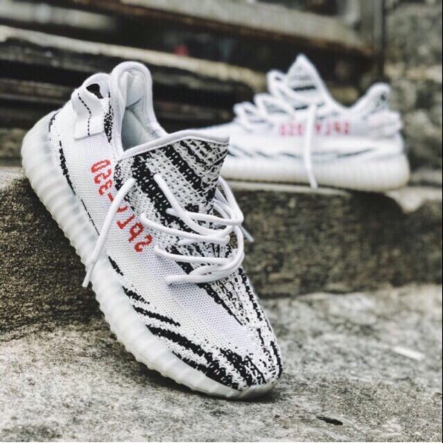 GIẢM giá sập sàn GIÀY THỂ THAO giày yeezy v2 ngựa vằn FREESHIP . . . 👟 ! * ) .