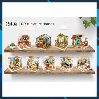 Mô hình Nhà búp bê có đèn Wooden hut Robotime