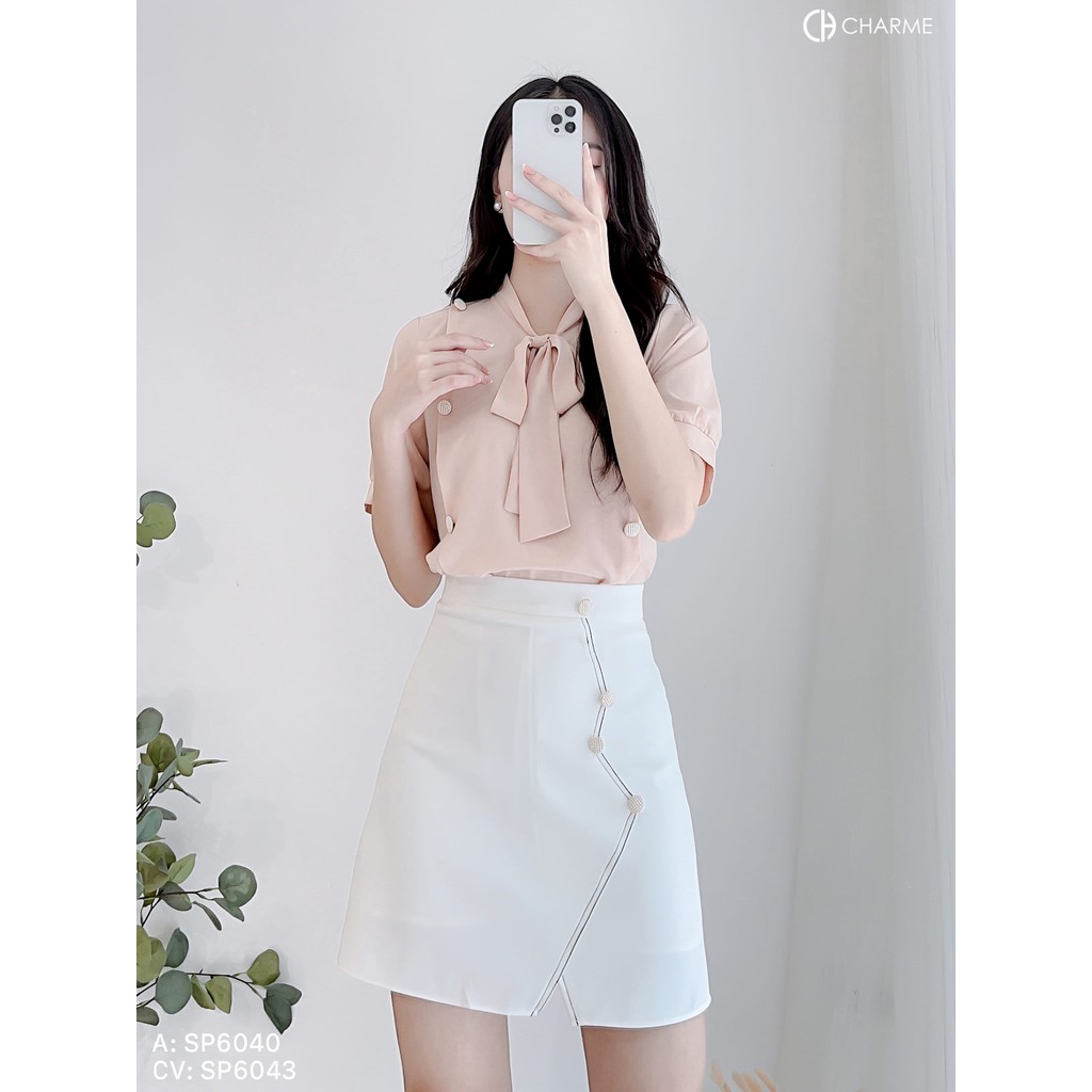 Chân váy nữ dáng chữ A phối cúc viền 6043 - Thời trang thiết kế CHARME CH | BigBuy360 - bigbuy360.vn