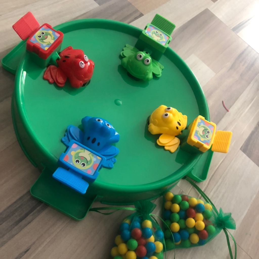 Đồ chơi trẻ em ếch ăn kẹo bi cho cả gia đình 4 người chơi