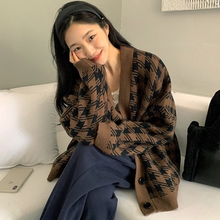 (ORDER) Áo khoác len cardigan kẻ sọc caro màu nâu form rộng style Hàn Quốc vintage