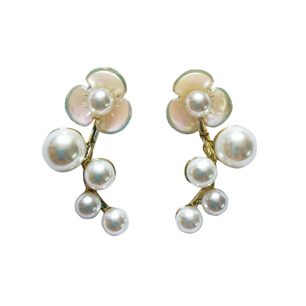 Khuyên tai hoa đính hạt giả ngọc trai xinh xắn