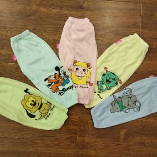 Quần chục carter cho bé sz 1