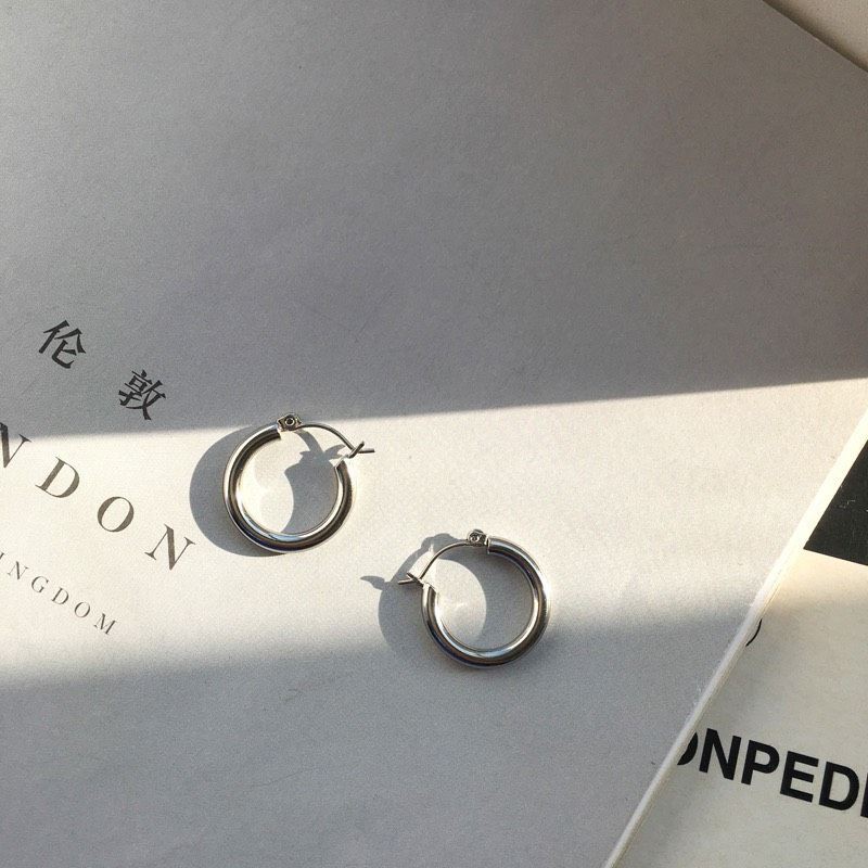 Khuyên tai Basic tròn Khóa bấm chắc chắn chất THÉP Y TẾ KHÔNG GỈ ,CAM KẾT HÀNG CHẤT LƯỢNG NHƯ ẢNH