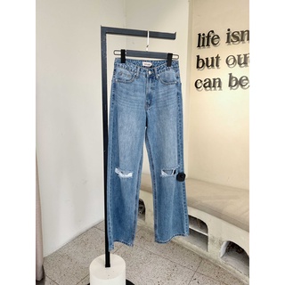 Quần jeans suông rách gối | Boho Jeans | Secodee