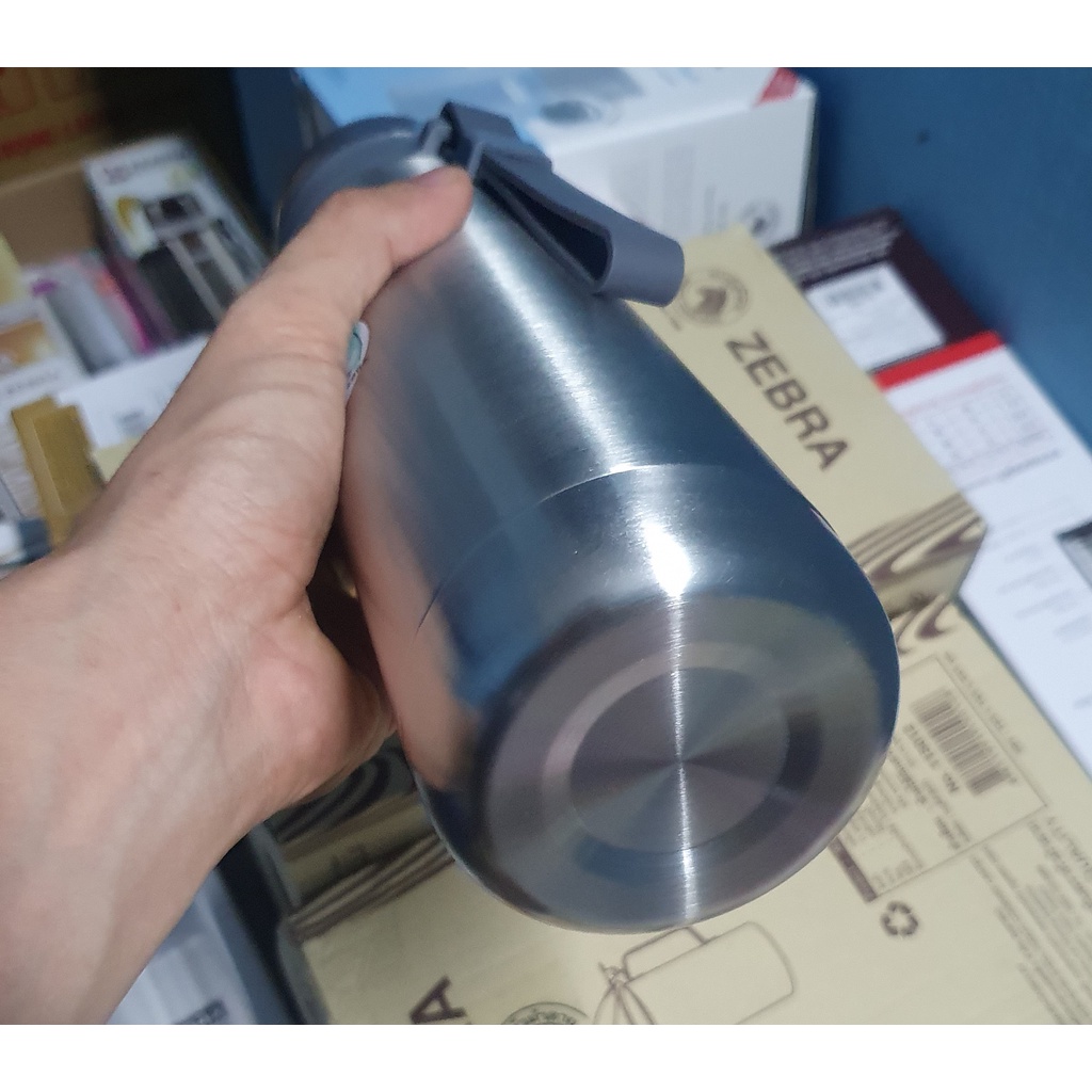 Bình giữ nhiệt có dây xách 500ml - Zebra 112651