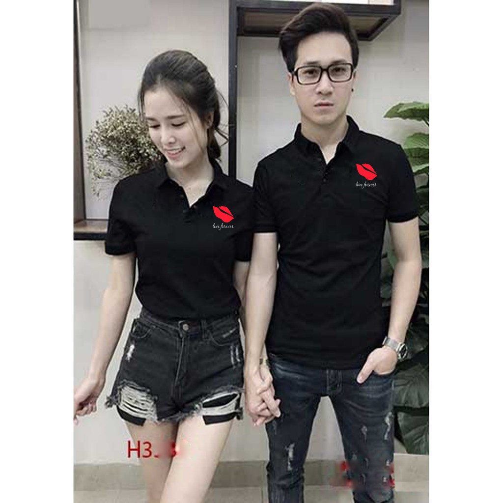 áo đôi hình son môi màu đen cổ trụ !