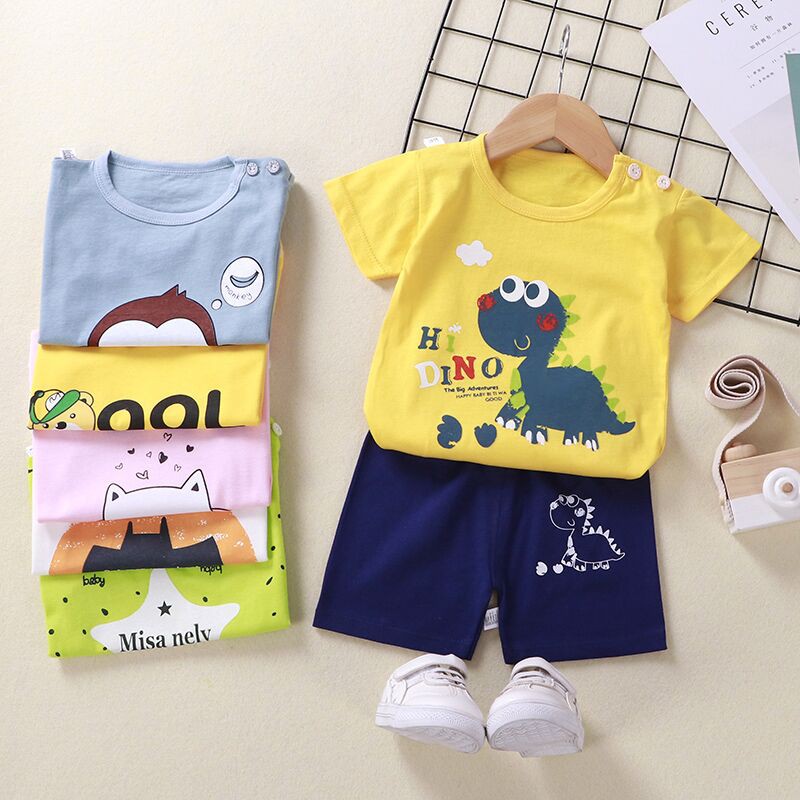 Bộ áo thun ngắn tay có cổ + quần short đáng yêu cho bé