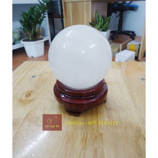 Quả cầu phong thủy mệnh kim, thủy đá hoa cương trắng tự nhiên đường kính 7,9cm