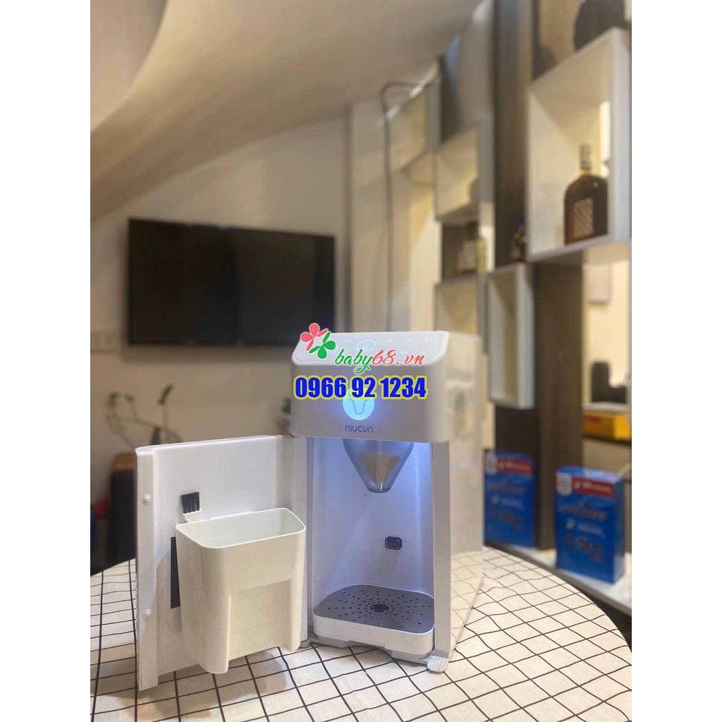 Máy pha sữa Niucun có tiệt trùng UV thông minh, sấy khô, pha được tất cả các loai sữa từ 35-70 độ