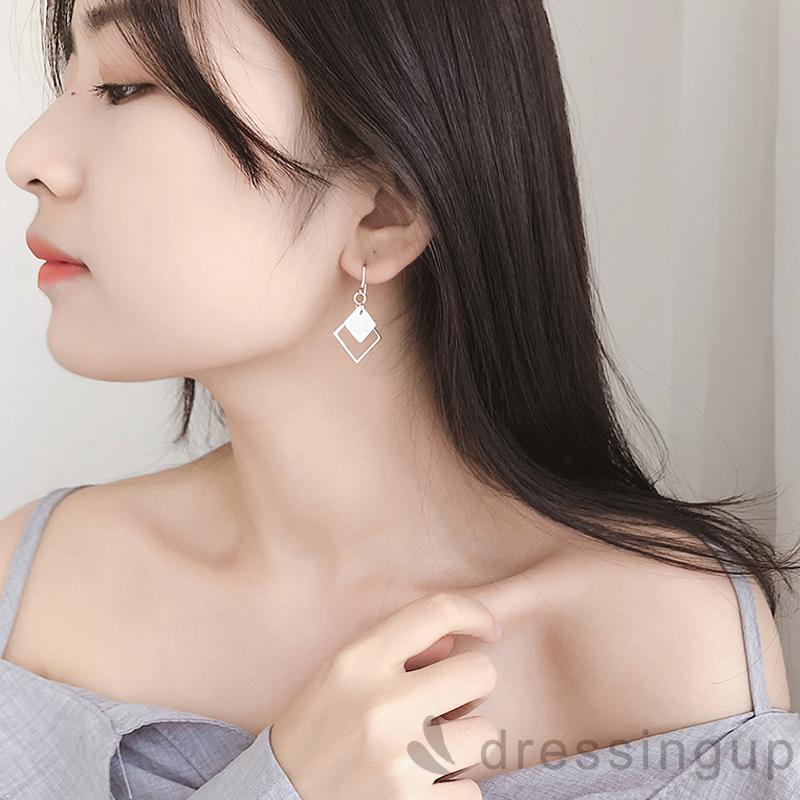 Hoa tai hợp kim họa tiết xà cừ độc đáo cho nữ