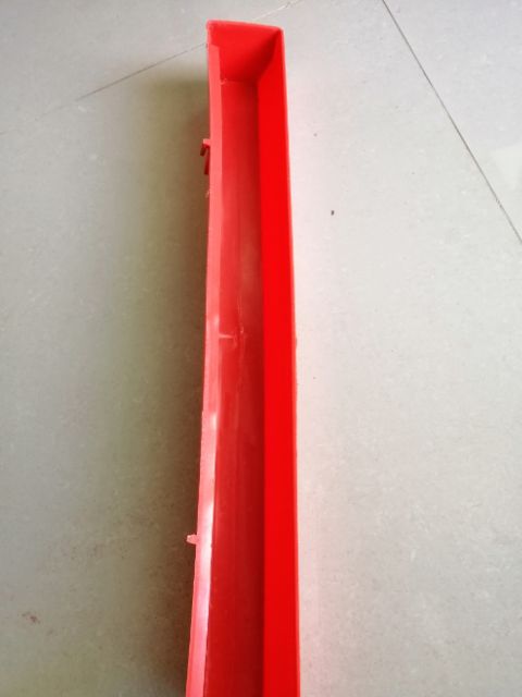 Máng ăn cho chim cút