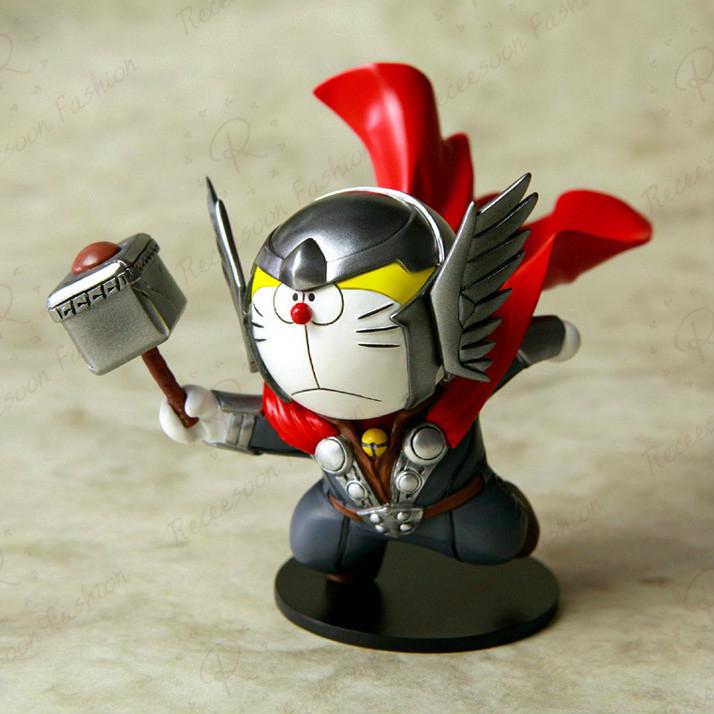 Mô hình Doraemon đóng giả người sắt độc đáo