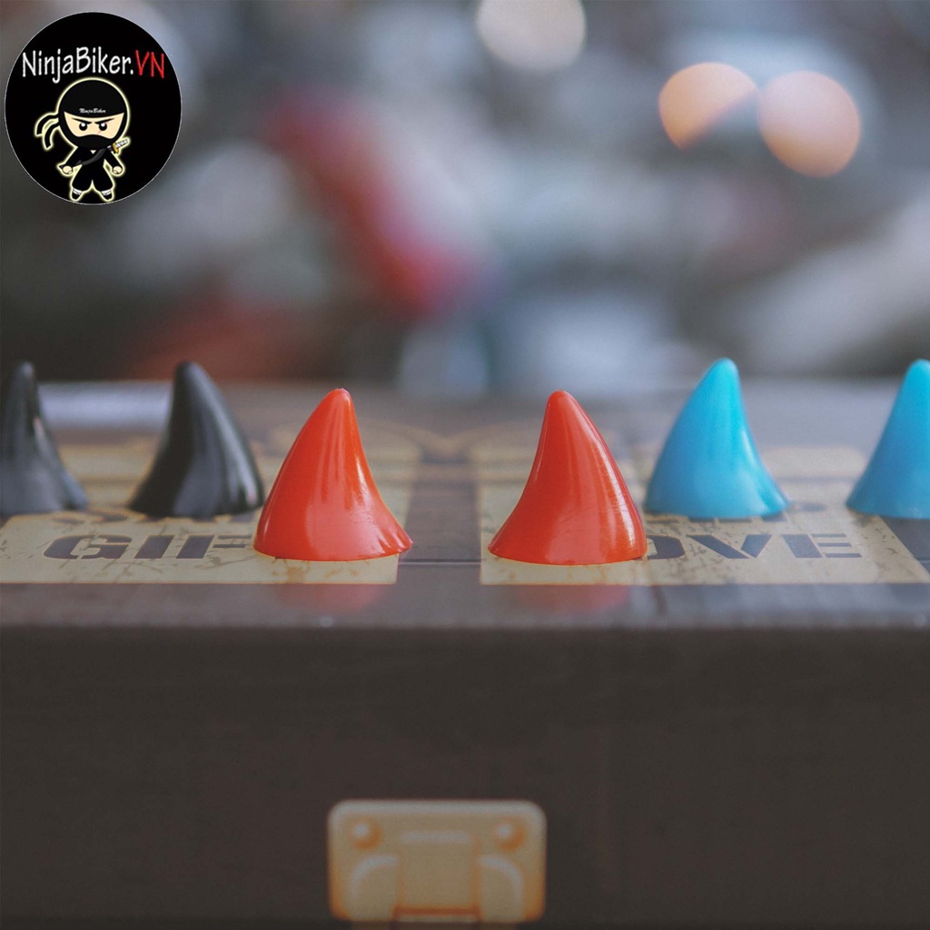 Sừng nhọn mini nhiều màu gắn nón bảo hiểm - phụ kiện gắn nón