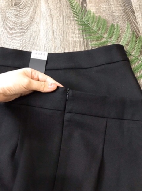 CHÂN VÁY BÚT CHÌ CHẤT UMI DÀY DẶN | BigBuy360 - bigbuy360.vn