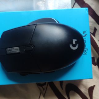 Chuột logitech g102