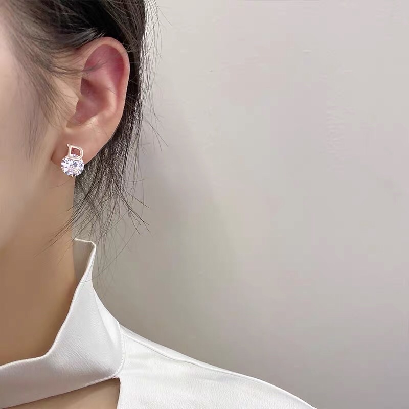 Khuyên tai nữ mạ vàng đính đá chữ lấp lánh H32