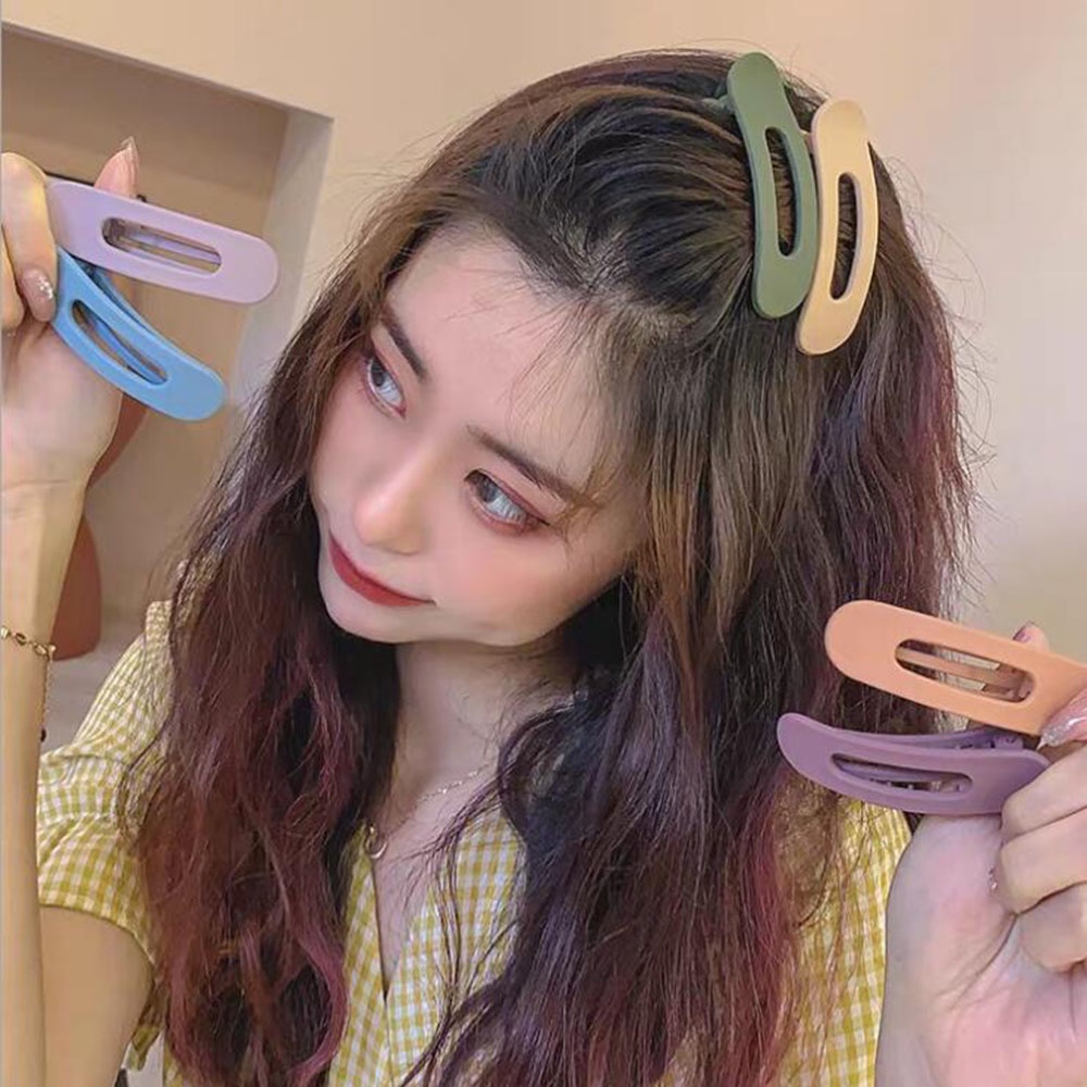 1 kẹp tóc màu sắc ngọt ngào đơn giản cho nữ