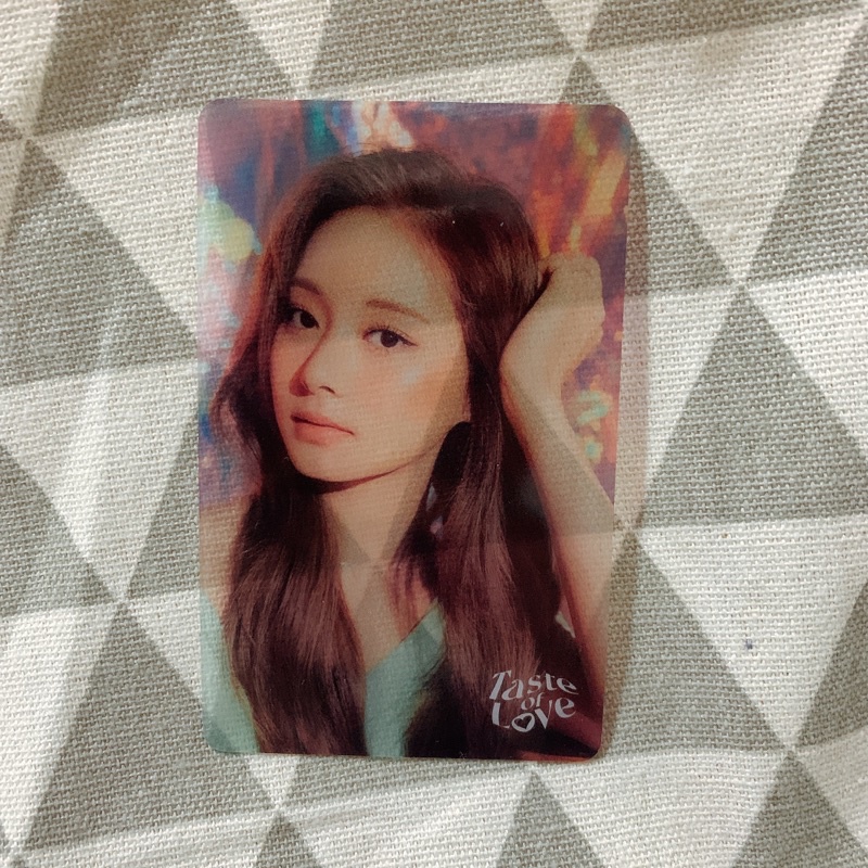 Thẻ hình nhóm nhạc Taste of Love - TWICE- Quà pre Synnara | BigBuy360 - bigbuy360.vn