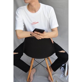 Kiss Tee