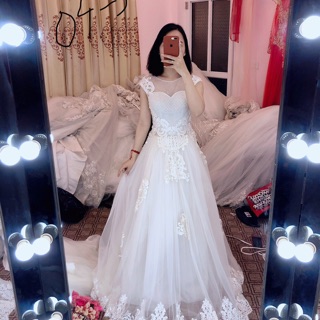 Thanh lí váy cưới