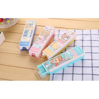 Hộp bút gấu nhựa 2 ngăn