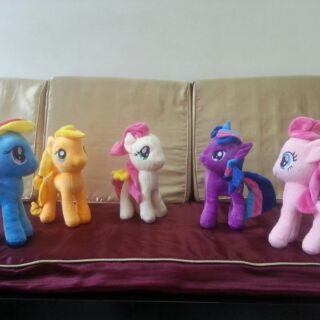 Ngựa pony dễ thương