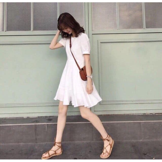 Đầm xòe vạt bèo cột nơ eo