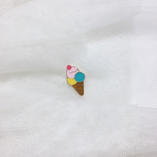 Pins đơn gắn túi