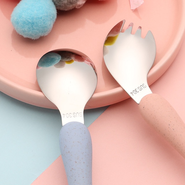 Set muỗng nĩa cho bé tập ăn