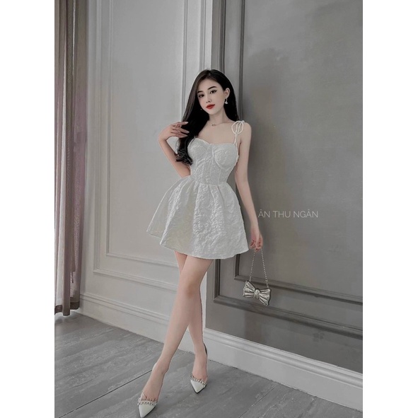 Đầm Cúp Ngực Xoè Bồng Gấm Dây Thắt Vai