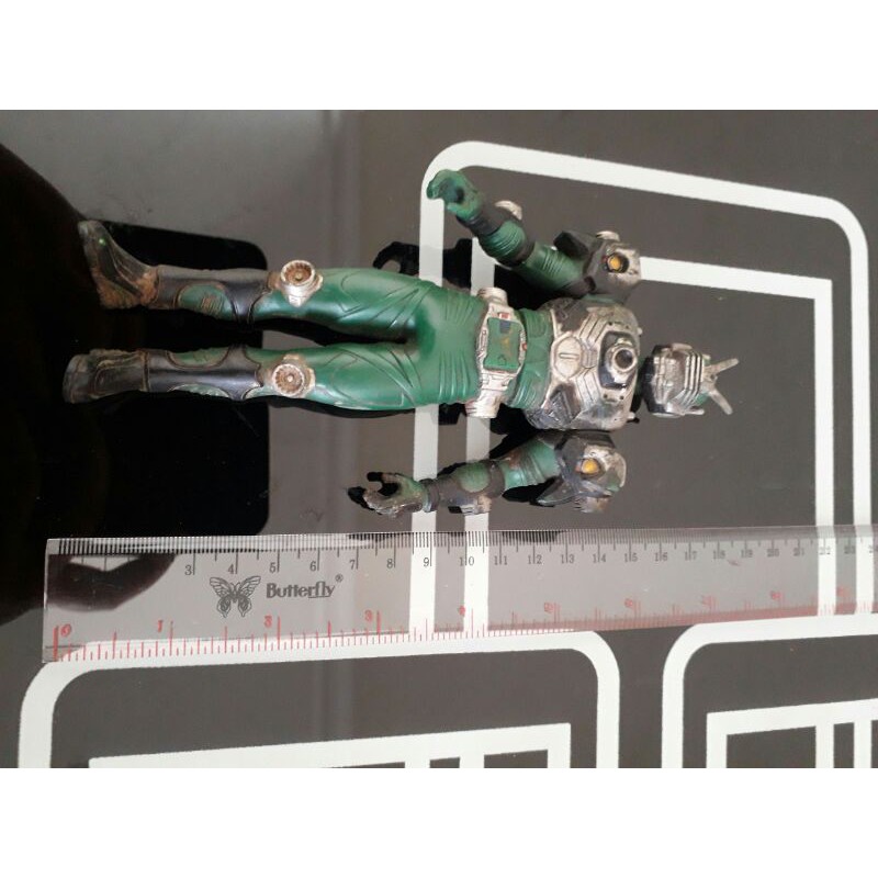 BANDAI Mô Hình Nhân Vật Kamen Rider Ryuki Độc Đáo Sống Động