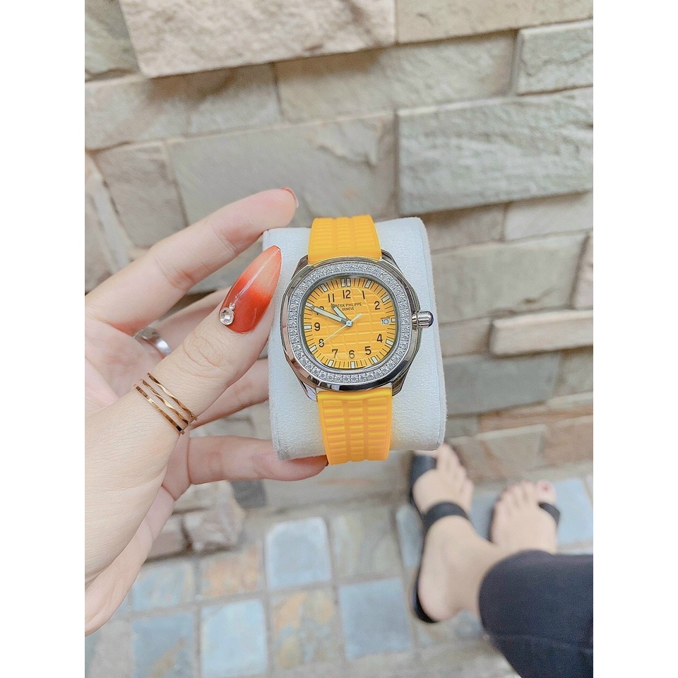 Đồng Hồ Nữ PatekPhilipe Aquanaut 5067A , Máy Pin , Dây Cao Su Màu Trắng , Size 35mm