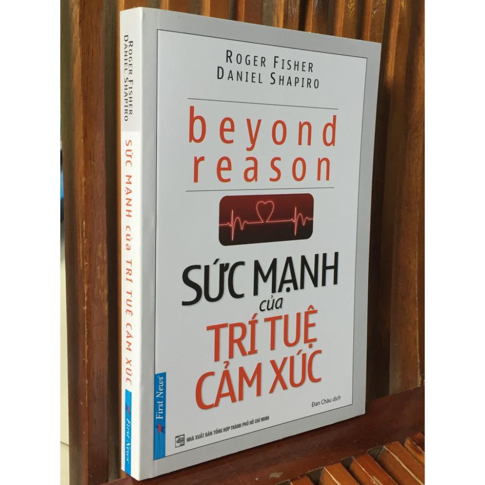 Sách First News - Sức Mạnh Của Trí Tuệ Cảm Xúc