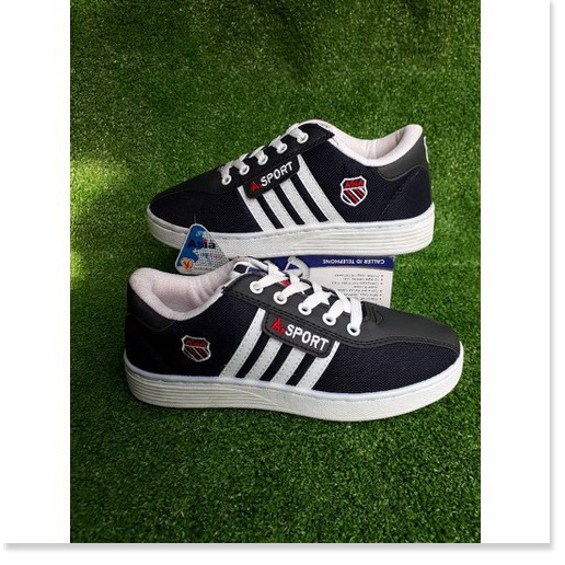 Giày asia thể thao màu xanh