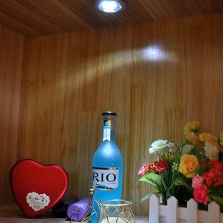 Đèn led 3 bóng dán tường