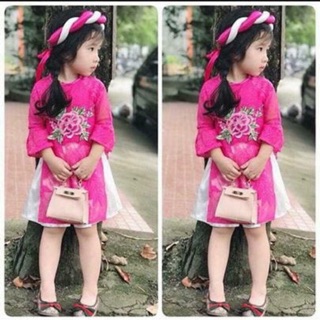 Lố áo dài cách tân cho bé