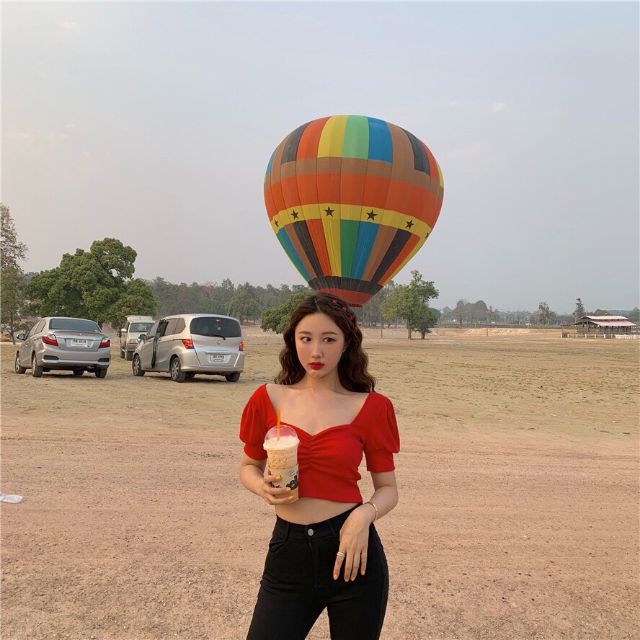 Áo gân cổ u nhún ngực siêu sang ( kèm ảnh thật)