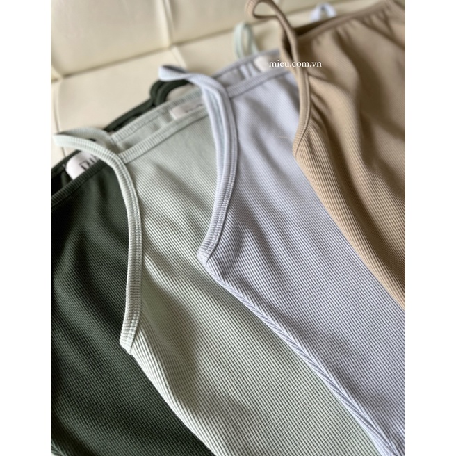 Áo croptop ba lỗ Nicky Miều Est.2013